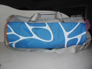 供應(yīng)低價(jià)供應(yīng)幾元錢旅行包 旅行包定做 定制免費(fèi)印刷企業(yè)logo_紡織皮革_世界工廠網(wǎng)中國產(chǎn)品信息庫